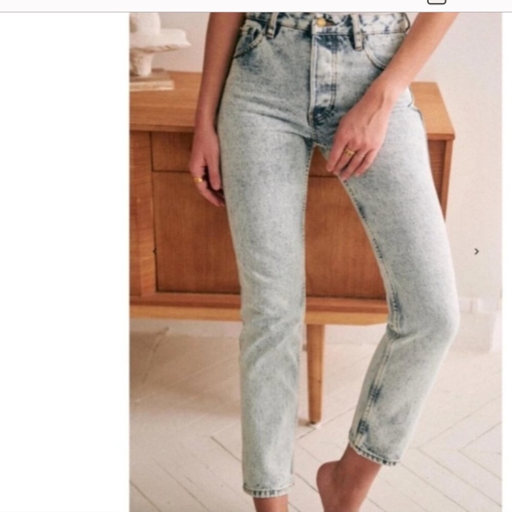 Great conditions sezane brut sexy color edge